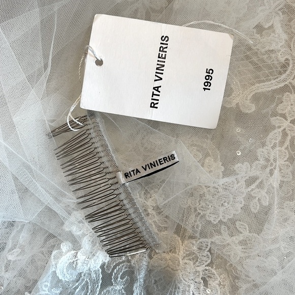 Rivini Daphne Veil, Ivory - Picture 4 of 4